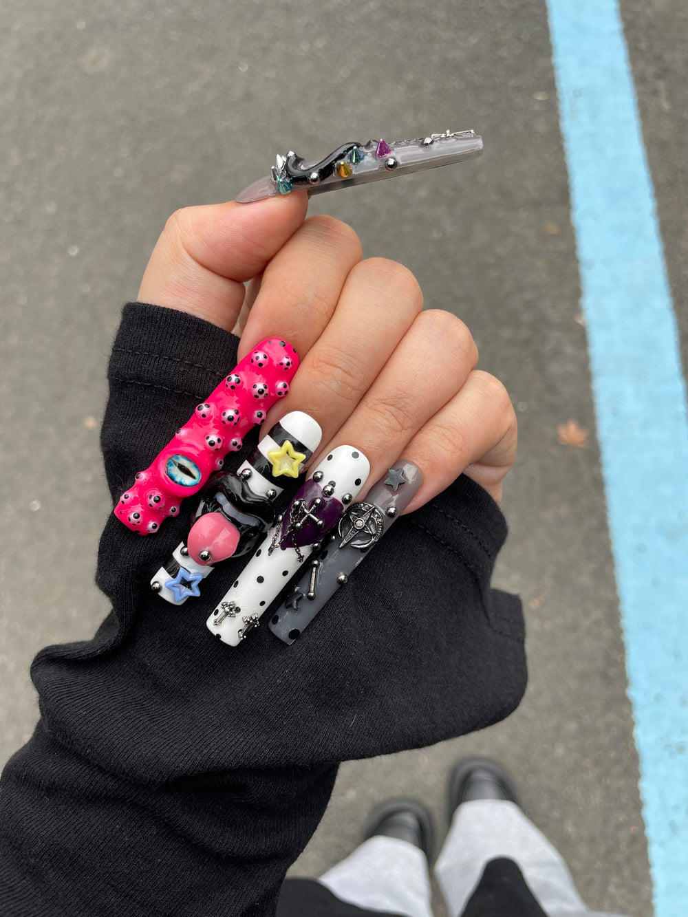 Customer wearing press-on nails